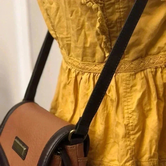 TIGNANELLO Pebble Leather Shoulder/Crossbody Purse - Picture 4 of 15